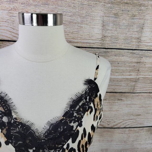 Socialite V-neck Lace Camisole In Animal Leopard Print Medium - Picture 3 of 7
